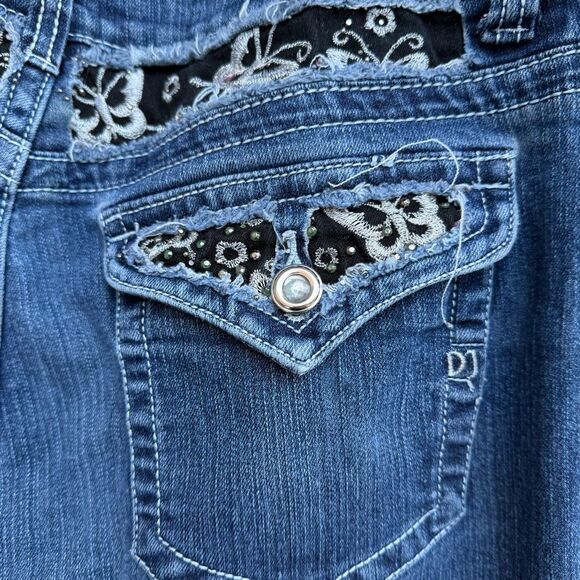 Daniel Jeans Black Silver Embroidered Butterfly Destroyed Straight size 9/10 - Picture 11 of 16
